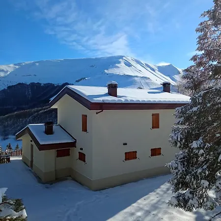 Apartment Il Poggiolo Dei Sibillini Valvasseto
